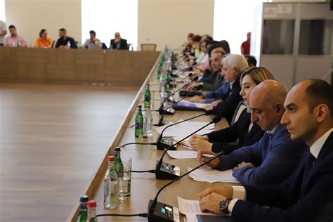 Ադրբեջանական պատվիրակության այցը Հայաստան և հասարակության անտեսված հարցերը